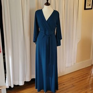 V-NECK BELL-SLEEVE KIMONO MAXI DRESS